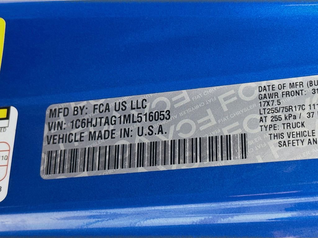 Certified 2021 Jeep Gladiator Willys image 29