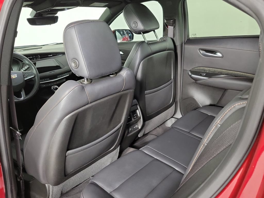 Certified 2022 Cadillac XT4 Sport w/ Enhanced Visibility Package FWD image 11