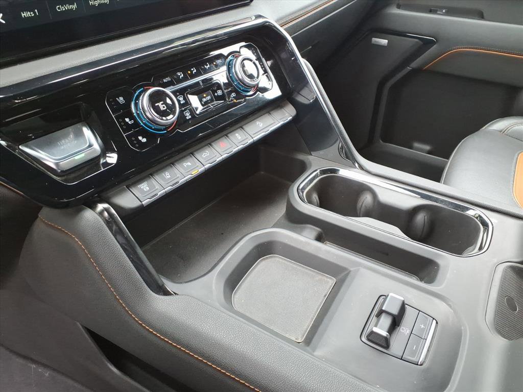 Used 2024 GMC Sierra 2500 AT4 w/ AT4 Premium Plus Package image 15