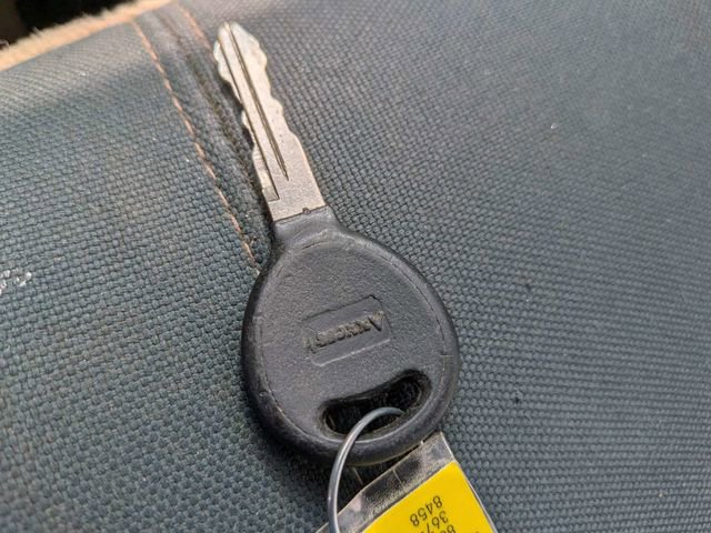Used 2000 Jeep Wrangler Sahara AWD/4WD image 30