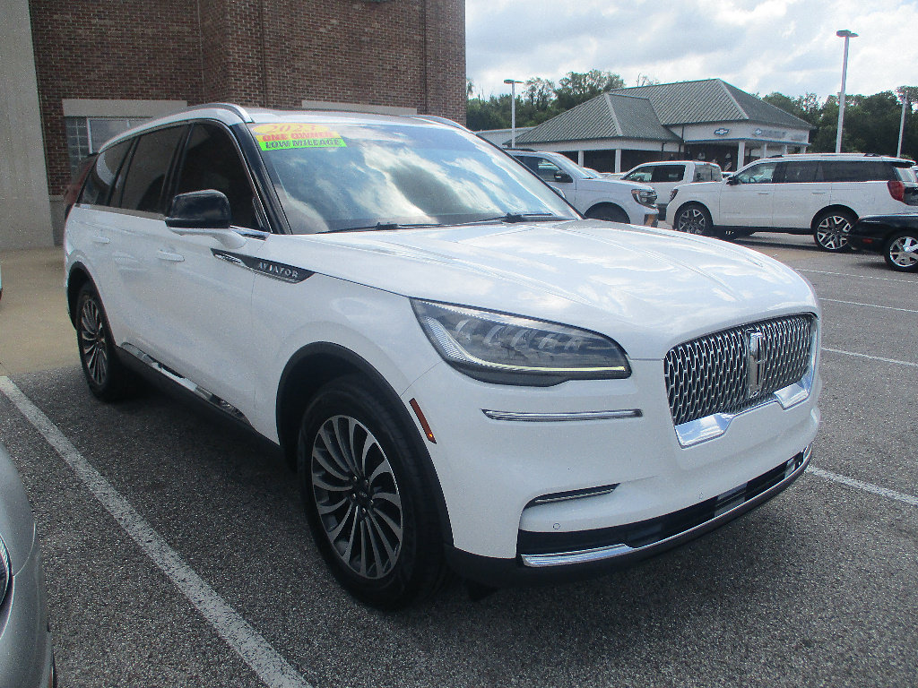 Used 2023 Lincoln Aviator Reserve w/ Elements Package Plus AWD/4WD image 1