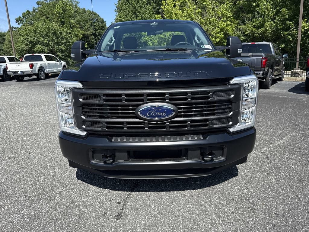 New 2025 Ford F350 XL w/ 360-Degree Camera Package RWD video 2