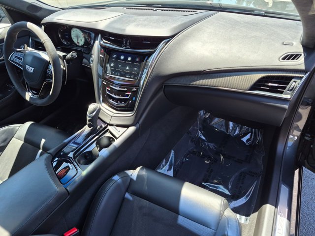 Used 2018 Cadillac CTS V w/ Luxury Package RWD image 21