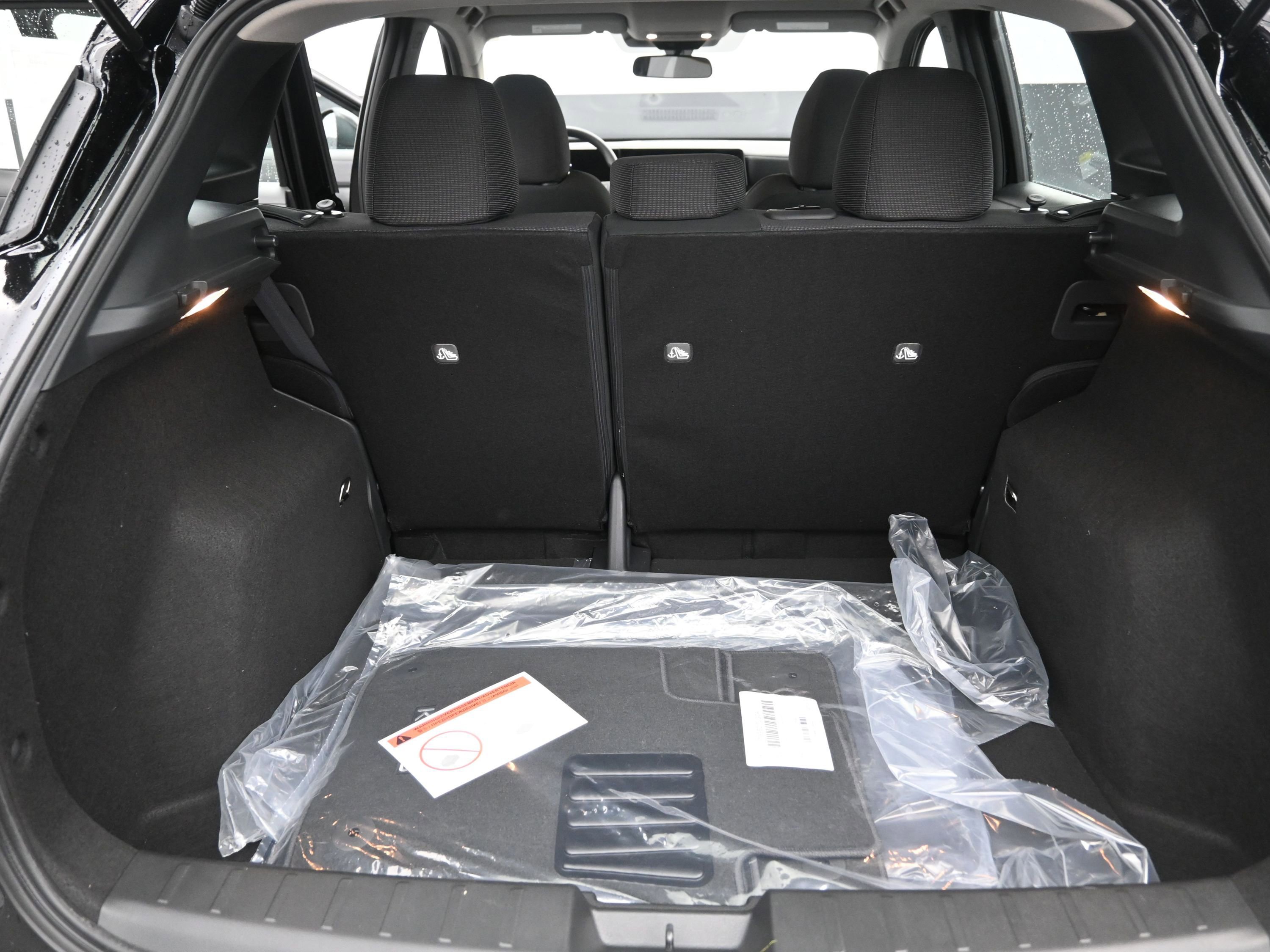 New 2026 Nissan Kicks S image 18