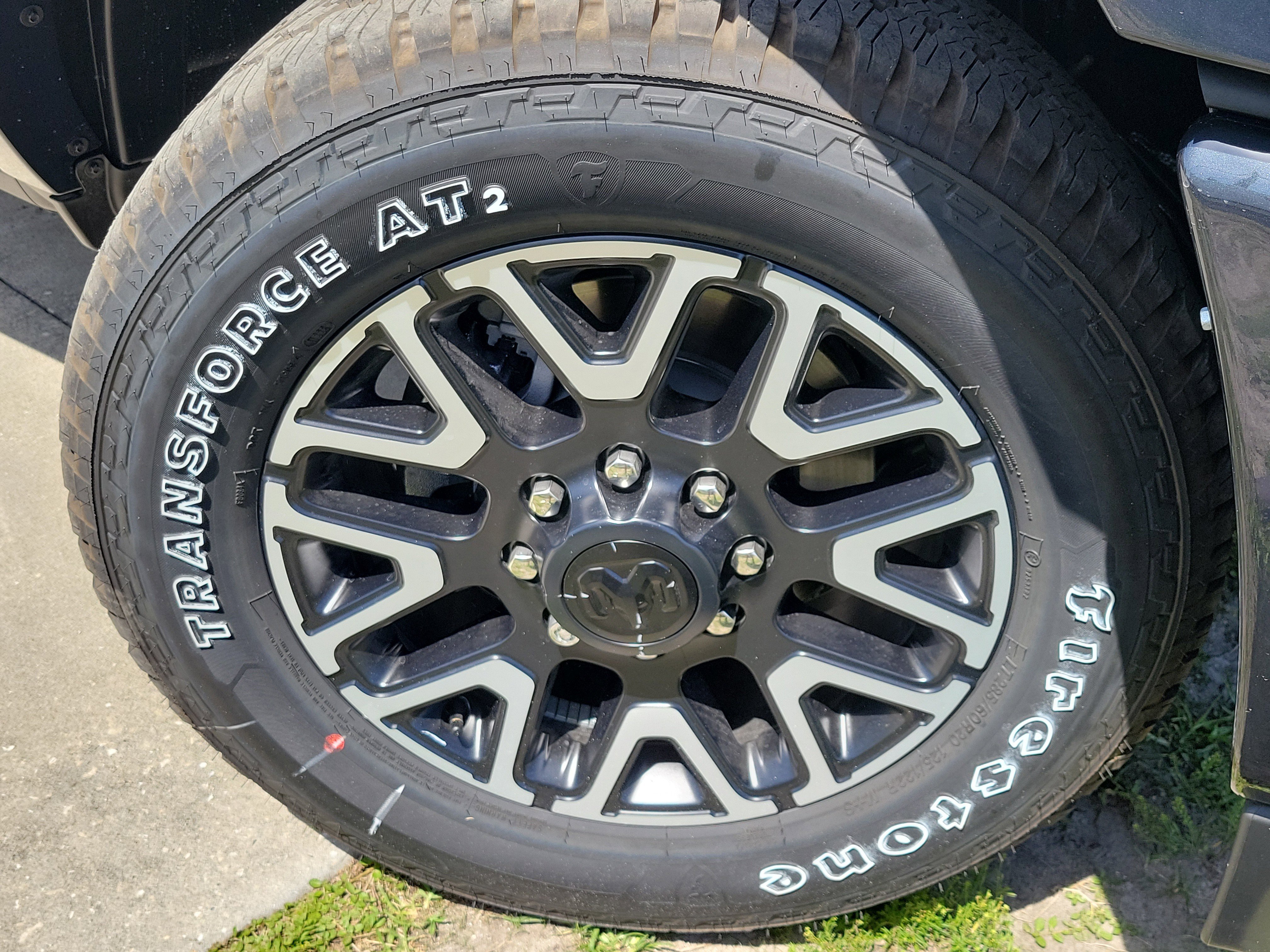 New 2026 RAM 2500 Limited AWD/4WD image 8