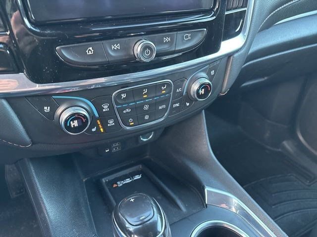 Used 2020 Chevrolet Traverse Premier image 24