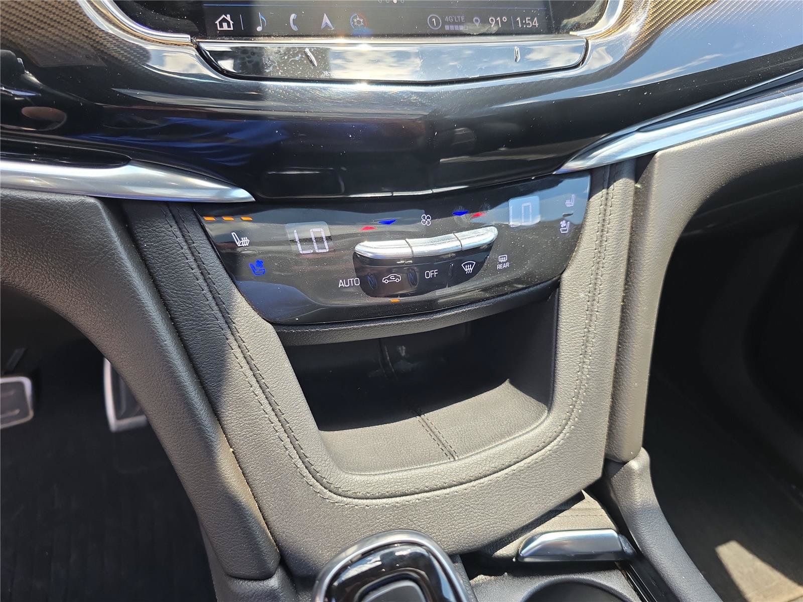 Certified 2024 Hyundai Kona Limited FWD image 32