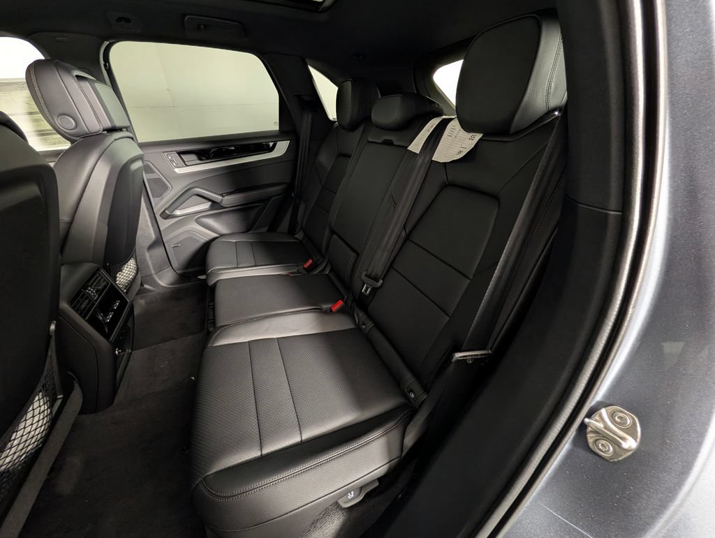 New 2026 Porsche Cayenne S AWD/4WD image 24