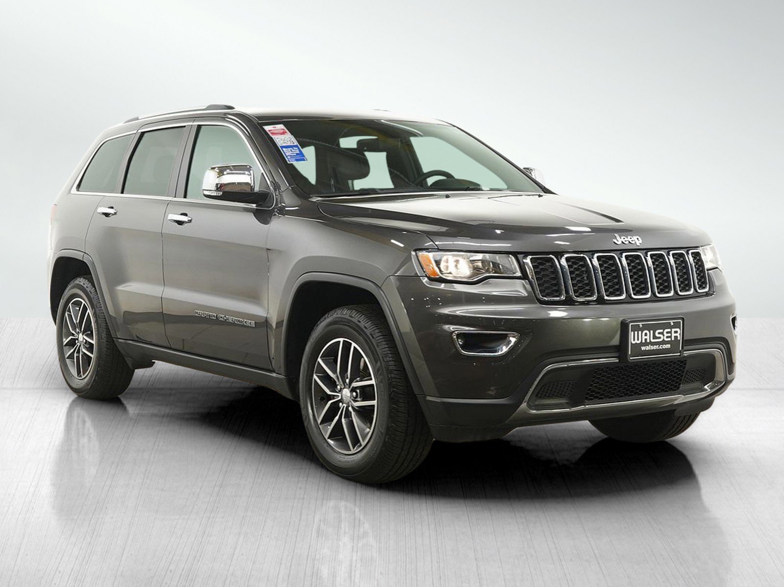 Used 2018 Jeep Grand Cherokee Limited w/ Trailer Tow Group IV image 7