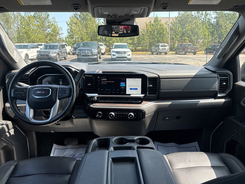 Used 2024 GMC Sierra 1500 SLT AWD/4WD image 2