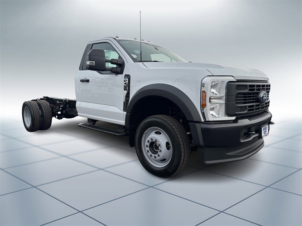 New 2026 Ford F450 XL image 2