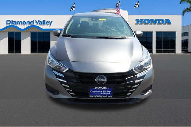 Used 2023 Nissan Versa SV FWD video 2
