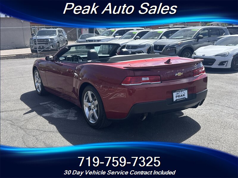 Used 2015 Chevrolet Camaro LT RWD image 9