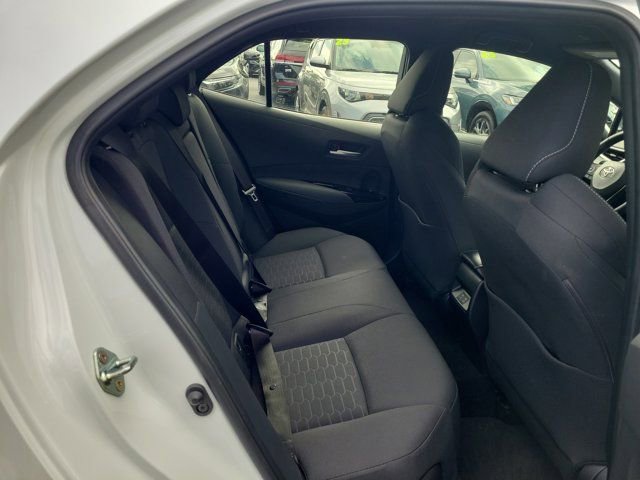 Used 2025 Toyota Corolla SE FWD image 9