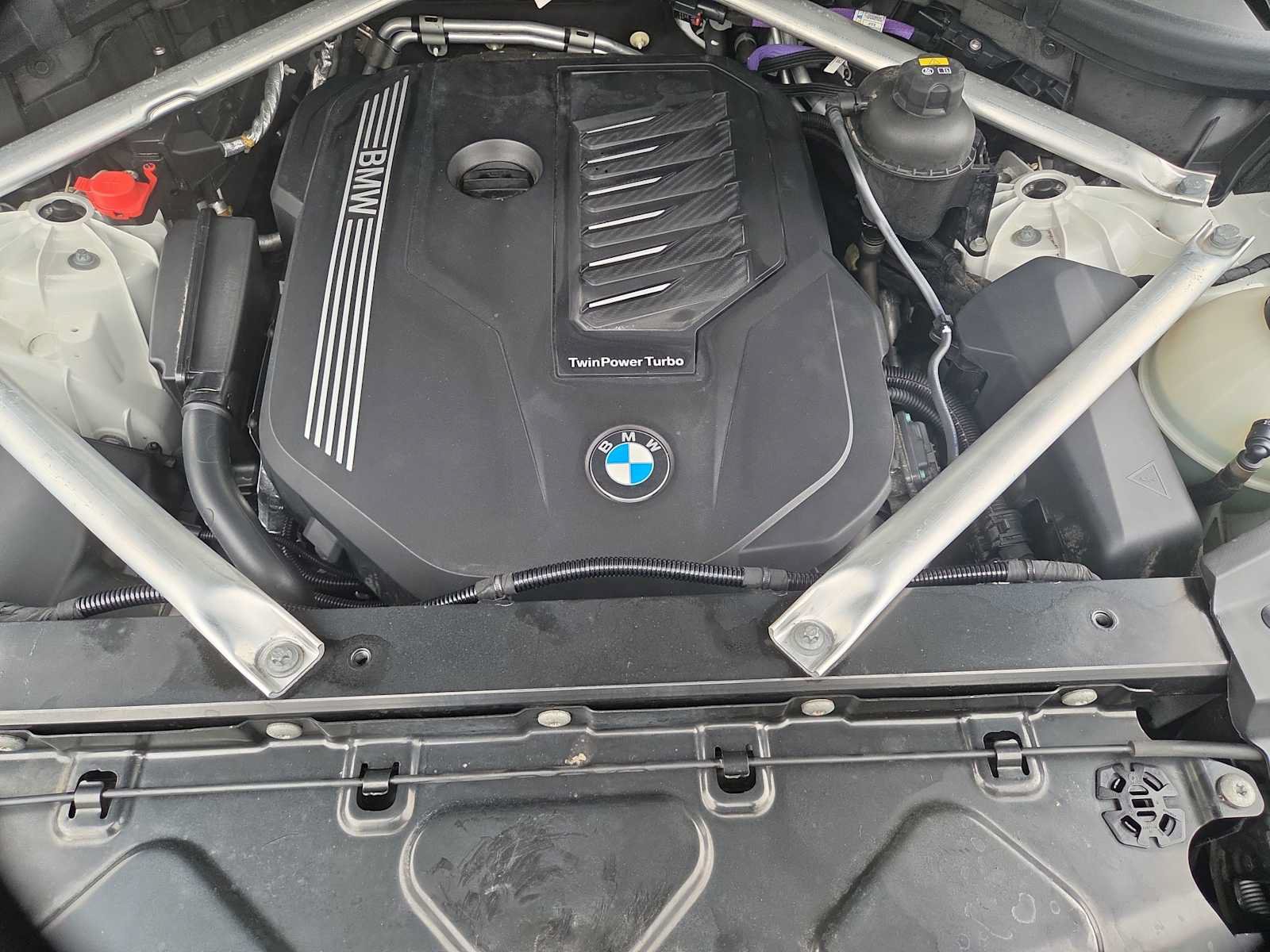 Used 2022 BMW X5 xDrive40i w/ Premium Package AWD/4WD image 24