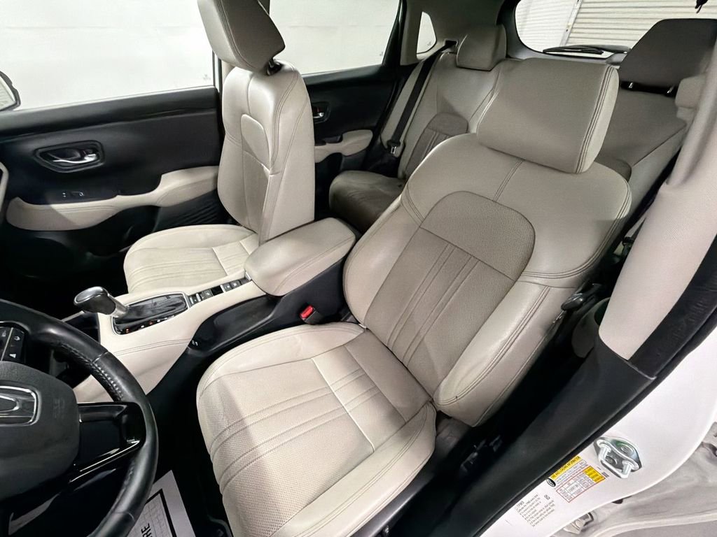 Used 2024 Honda HR-V EX-L image 19
