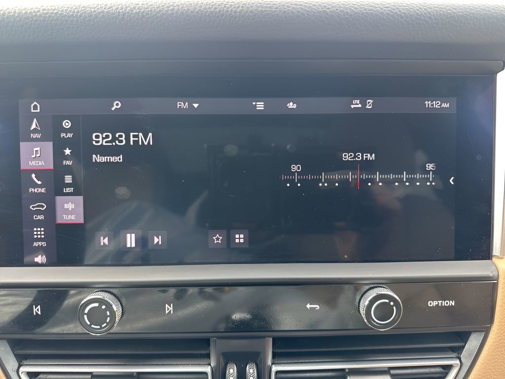 Used 2022 Porsche Macan image 20