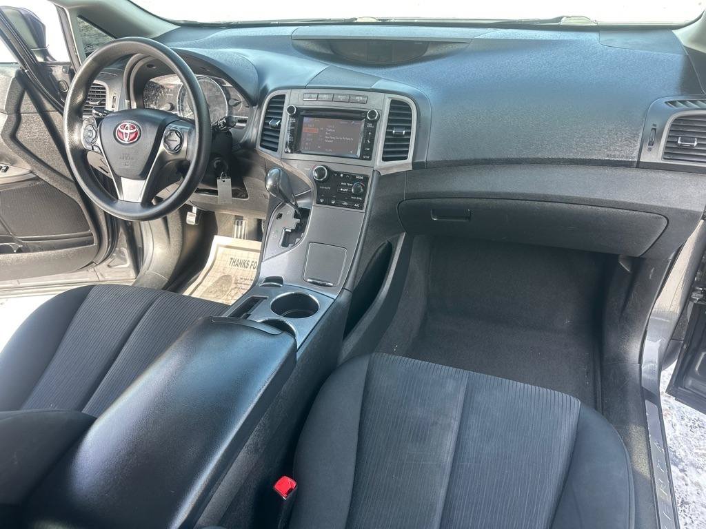 Used 2013 Toyota Venza LE AWD/4WD image 30