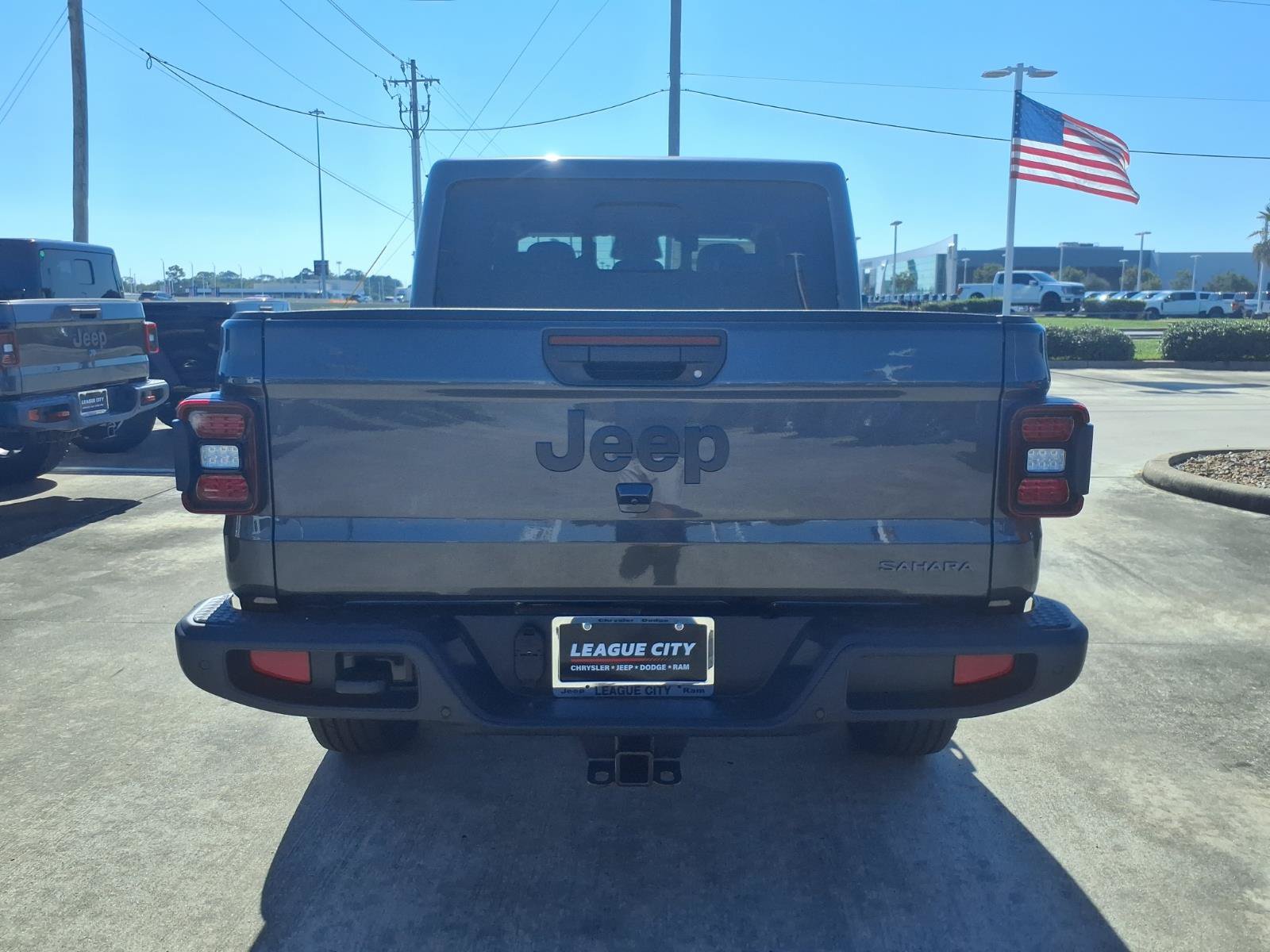 New 2026 Jeep Gladiator Sport AWD/4WD image 6