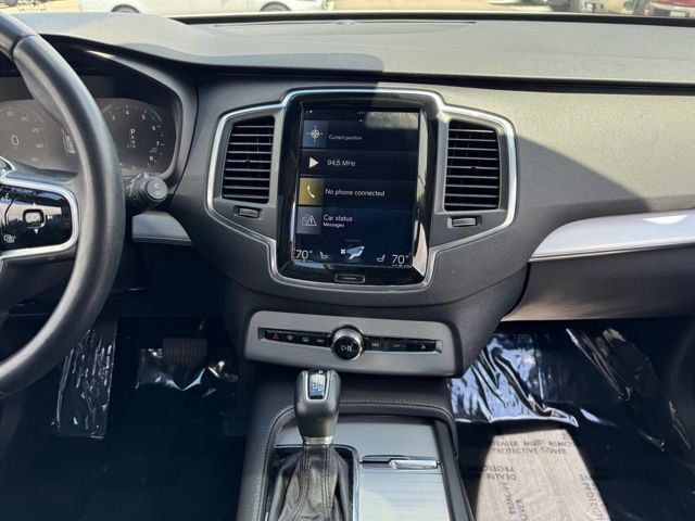 Used 2017 Volvo XC90 T6 Momentum w/ Vision Package AWD/4WD image 2