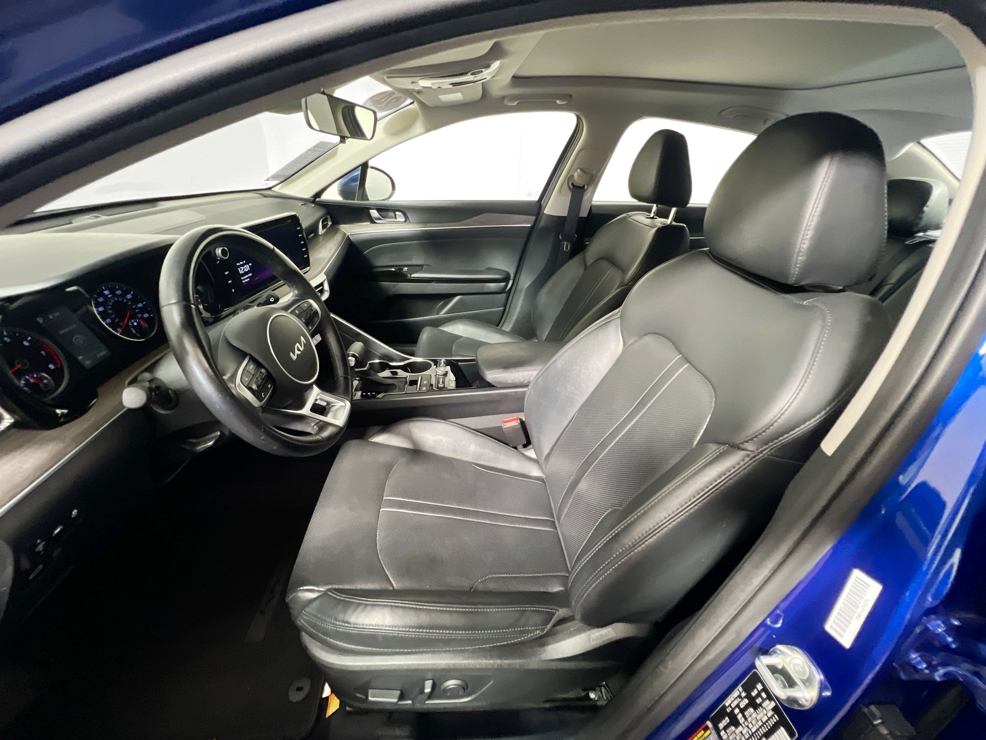 Used 2024 Kia K5 EX image 4