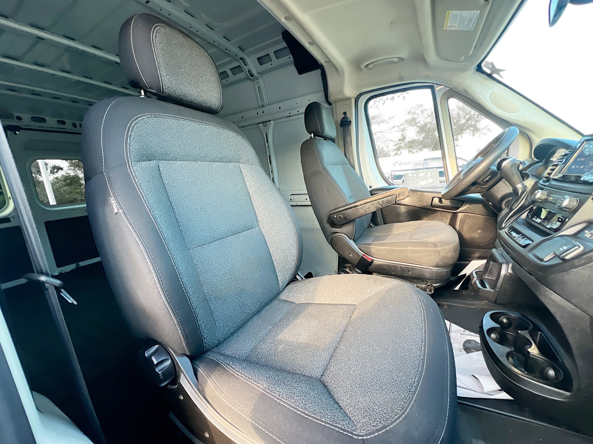 Used 2022 RAM ProMaster 2500 image 31