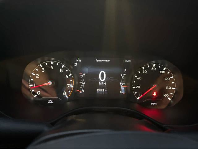 Used 2024 Jeep Compass Trailhawk image 20