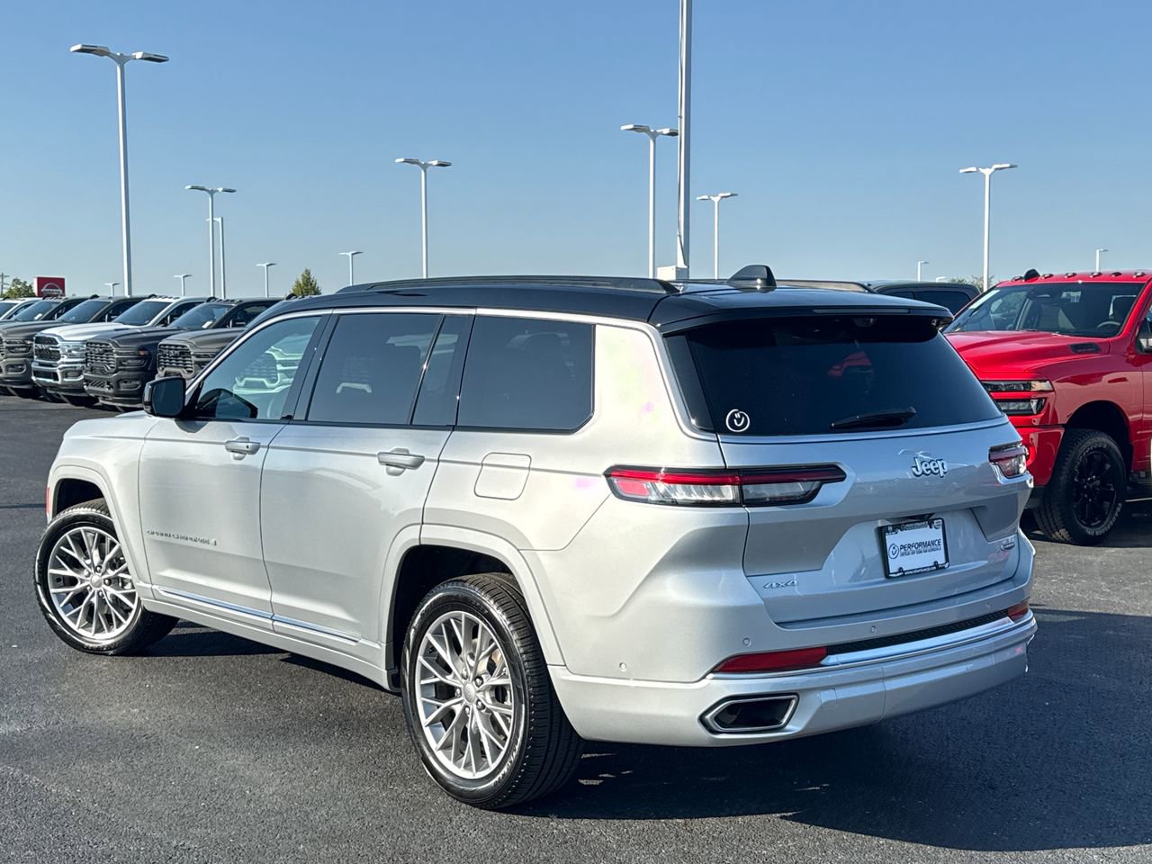 Used 2024 Jeep Grand Cherokee L Summit w/ Advanced Protech Group IV image 5