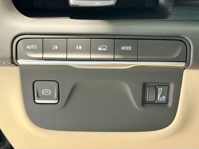 Certified 2021 Cadillac Escalade Premium Luxury w/ LPO, Illumination Package image 9