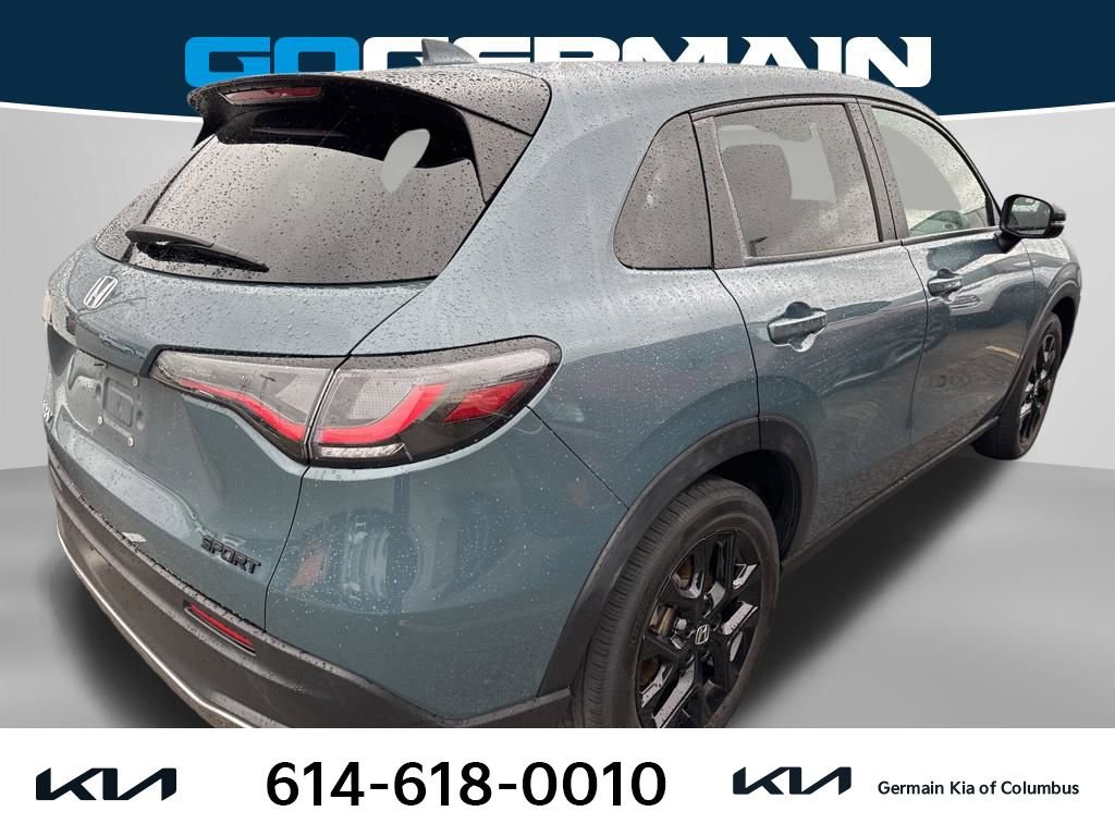 Used 2023 Honda HR-V Sport image 5