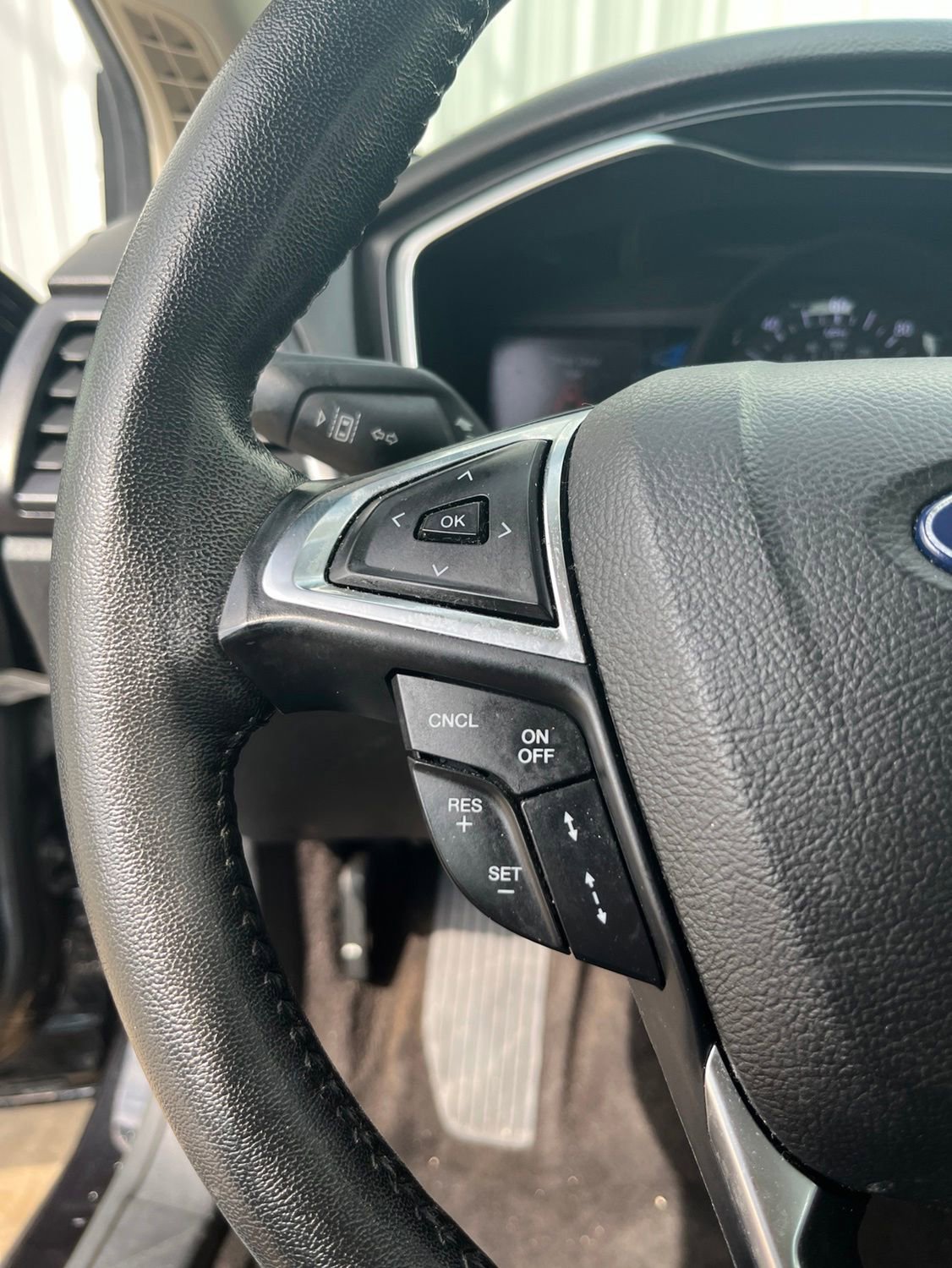 Used 2019 Ford Fusion Titanium FWD image 20