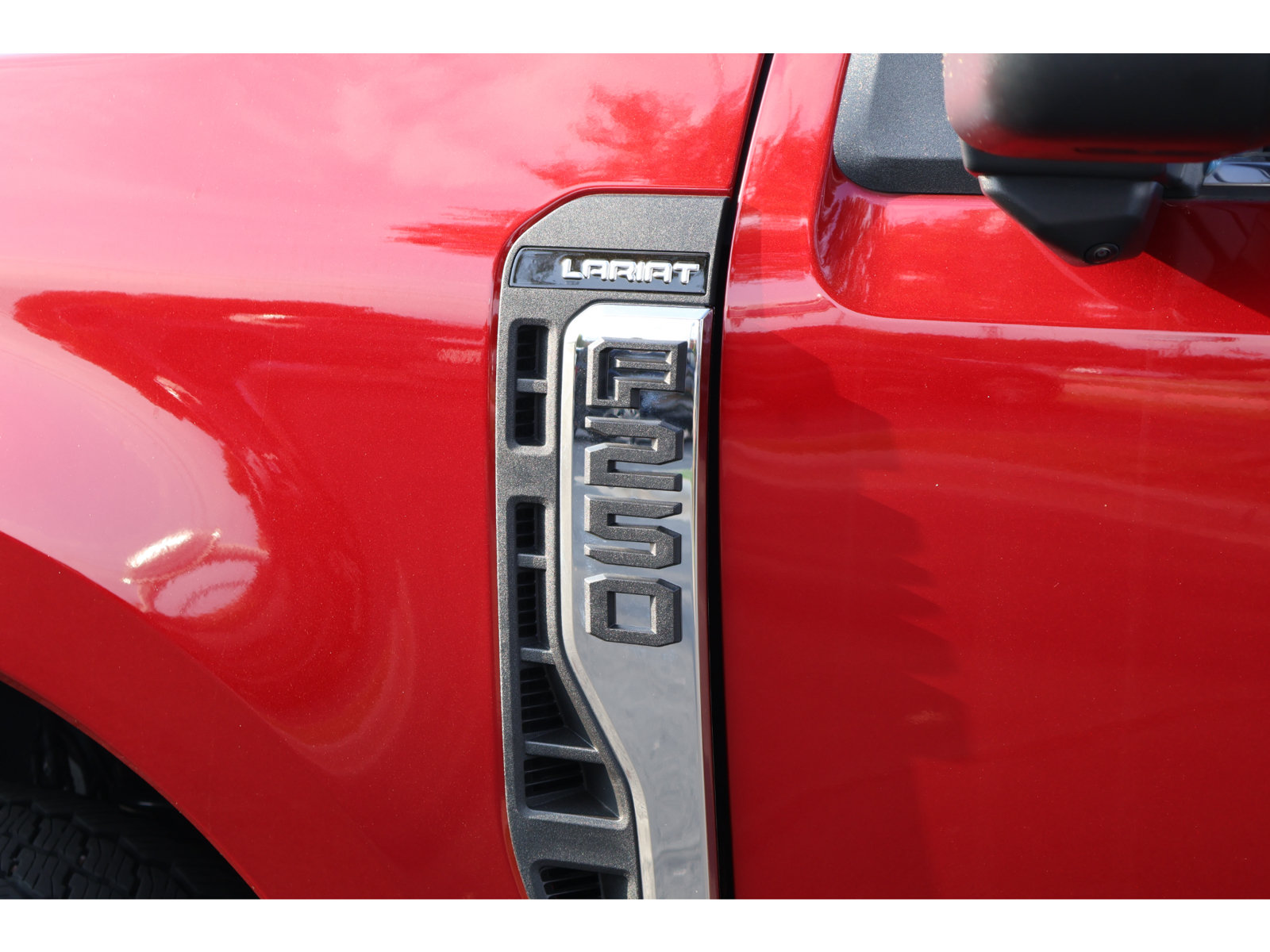 Used 2025 Ford F250 Lariat w/ Lariat Ultimate Package AWD/4WD image 11