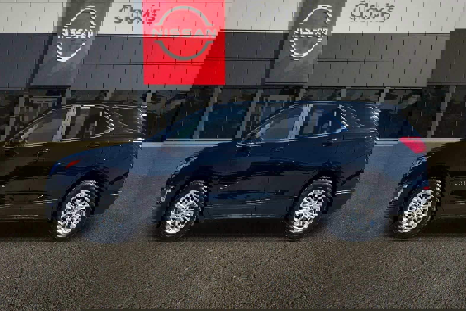 Used 2021 Chevrolet Equinox LT w/ Driver Convenience Package image 6