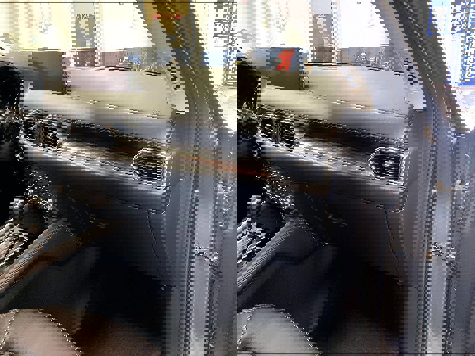 Used 2023 MAZDA CX-5 AWD 2.5 S w/ Premium Plus Pkg image 13