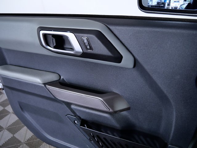Certified 2023 Ford Bronco Badlands AWD/4WD image 28