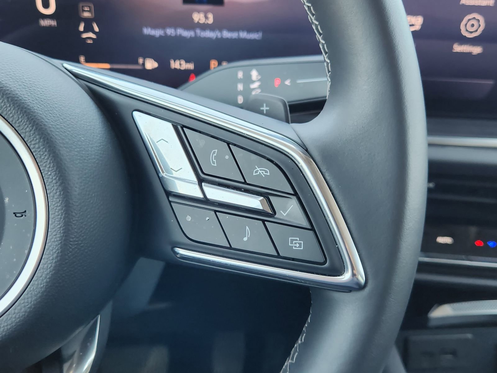 New 2025 Buick Envision Preferred image 33