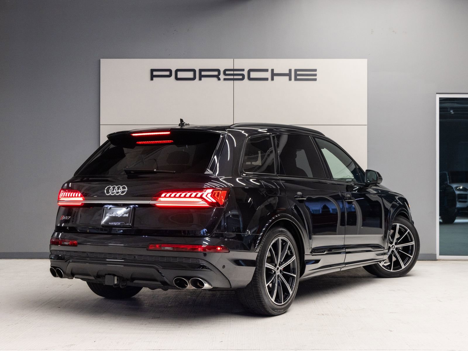 Used 2021 Audi SQ7 Prestige image 7