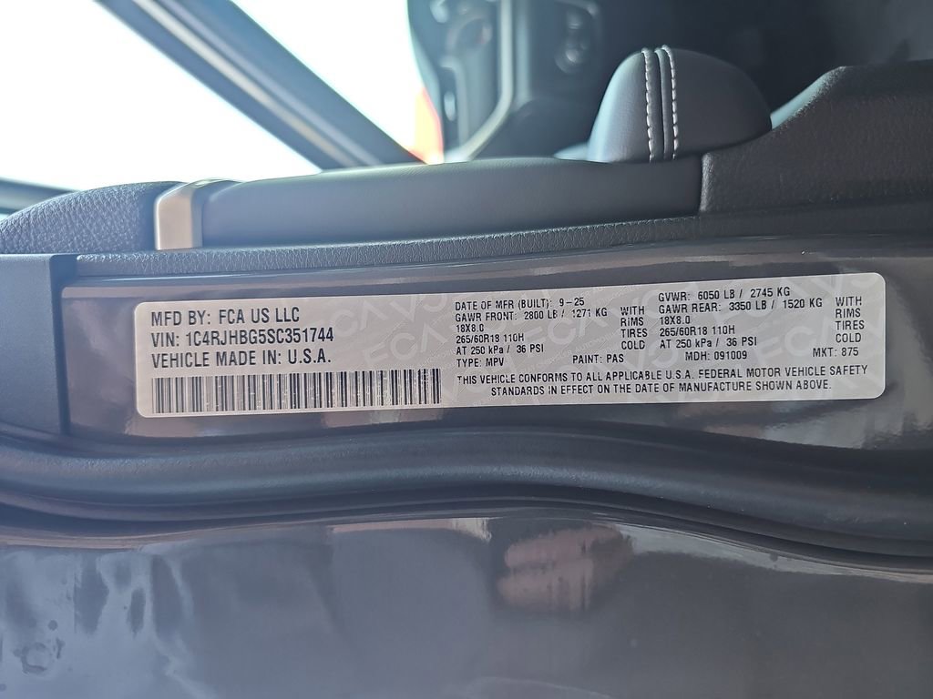 New 2025 Jeep Grand Cherokee Limited w/ Trailer Tow Package image 35