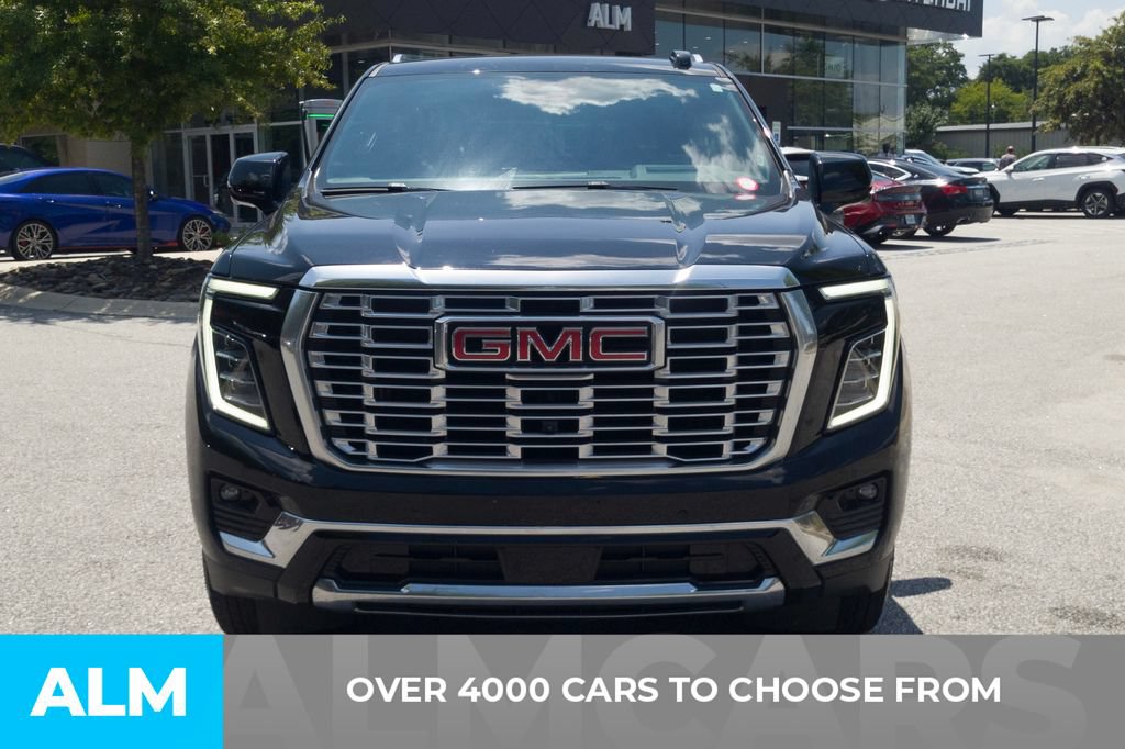 Used 2025 GMC Yukon Denali AWD/4WD image 2