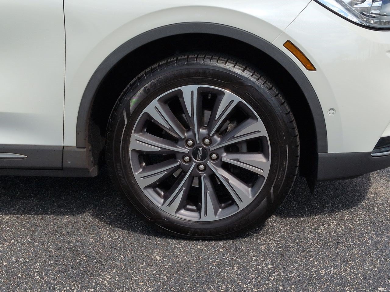 Certified 2020 Lincoln Corsair Reserve w/ Equipment Group 202A AWD/4WD image 12
