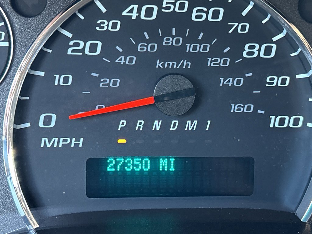 Used 2024 GMC Savana 2500 w/ Driver Convenience Package image 16