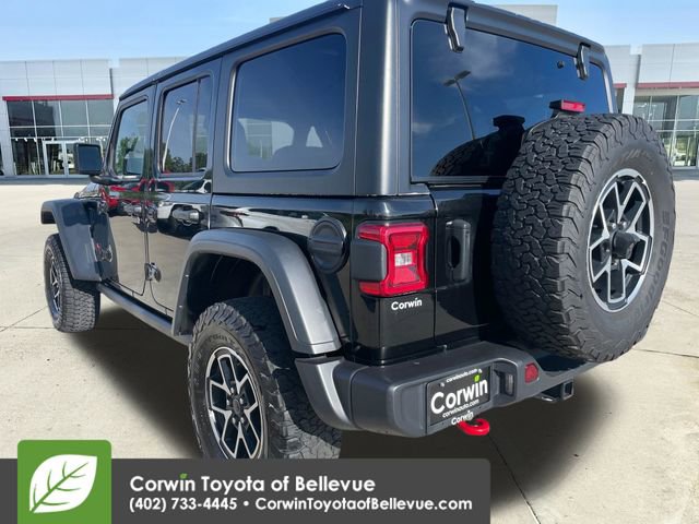 Used 2024 Jeep Wrangler Unlimited Rubicon AWD/4WD image 3