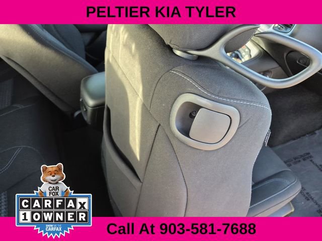 Used 2023 Dodge Challenger SXT w/ Cold Weather Group image 17