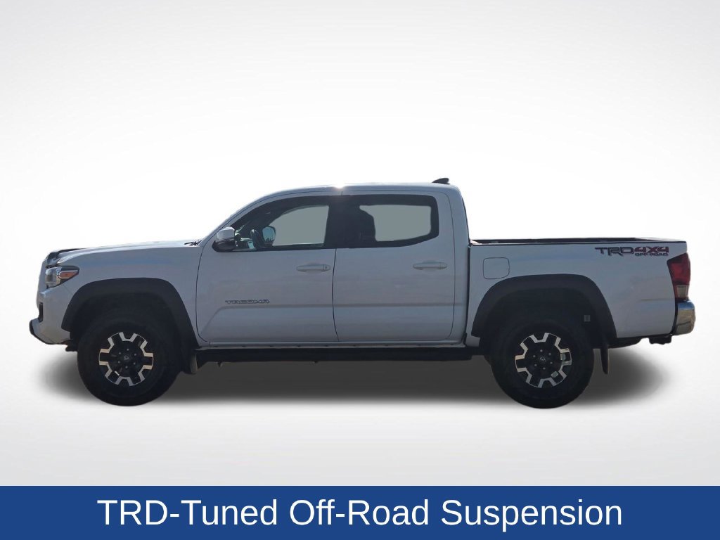 Used 2017 Toyota Tacoma TRD Off-Road w/ Tow Package AWD/4WD image 40