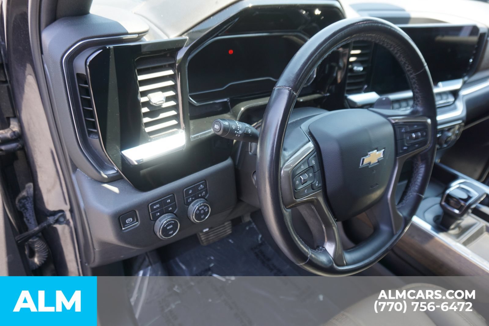Used 2023 Chevrolet Silverado 1500 High Country w/ High Country Premium Package AWD/4WD image 37