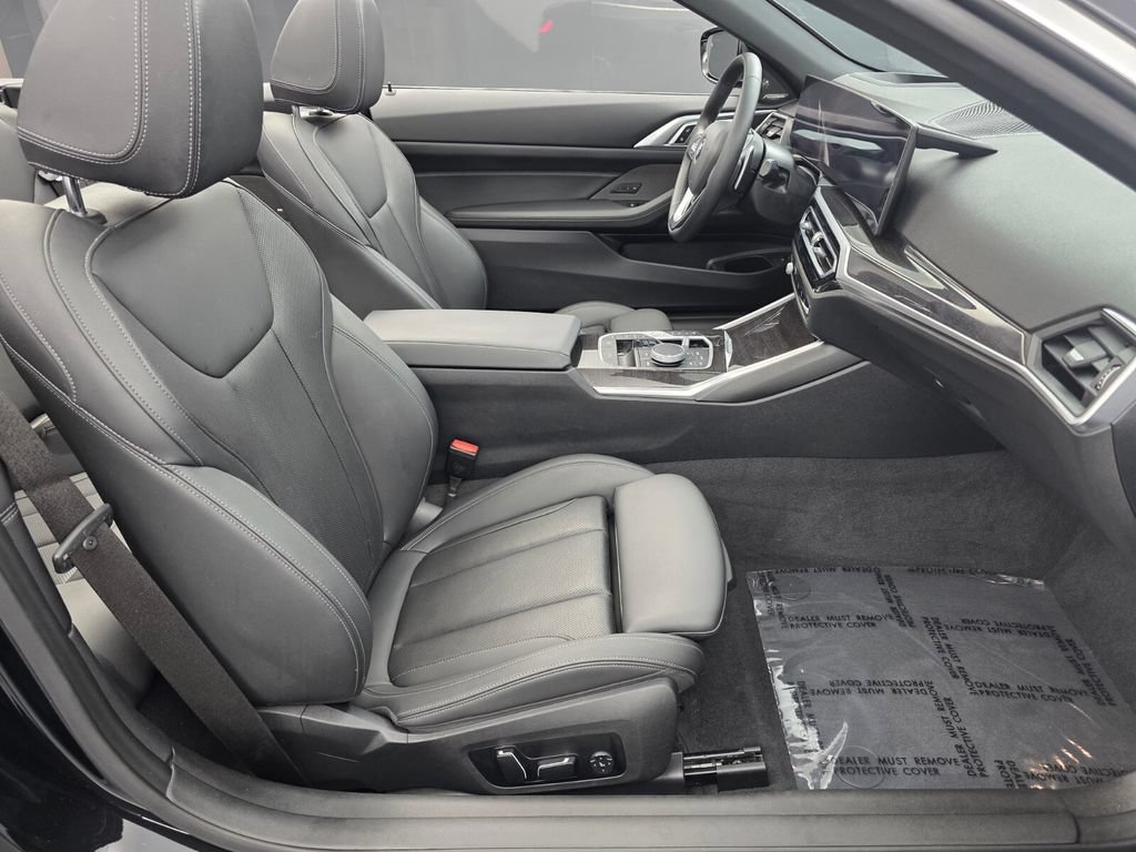 Used 2024 BMW 430i Convertible w/ Premium Package RWD image 27