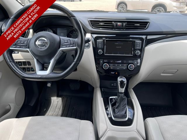 Used 2021 Nissan Rogue Sport SV AWD/4WD image 3