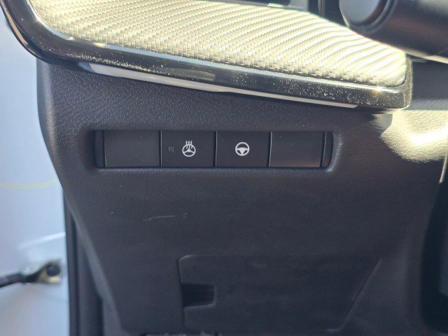 New 2025 Nissan Kicks SR w/ SR Premium Package image 28