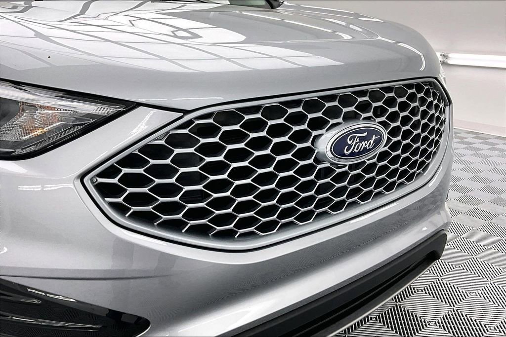 Certified 2024 Ford Edge SEL w/ Convenience Package AWD/4WD image 28