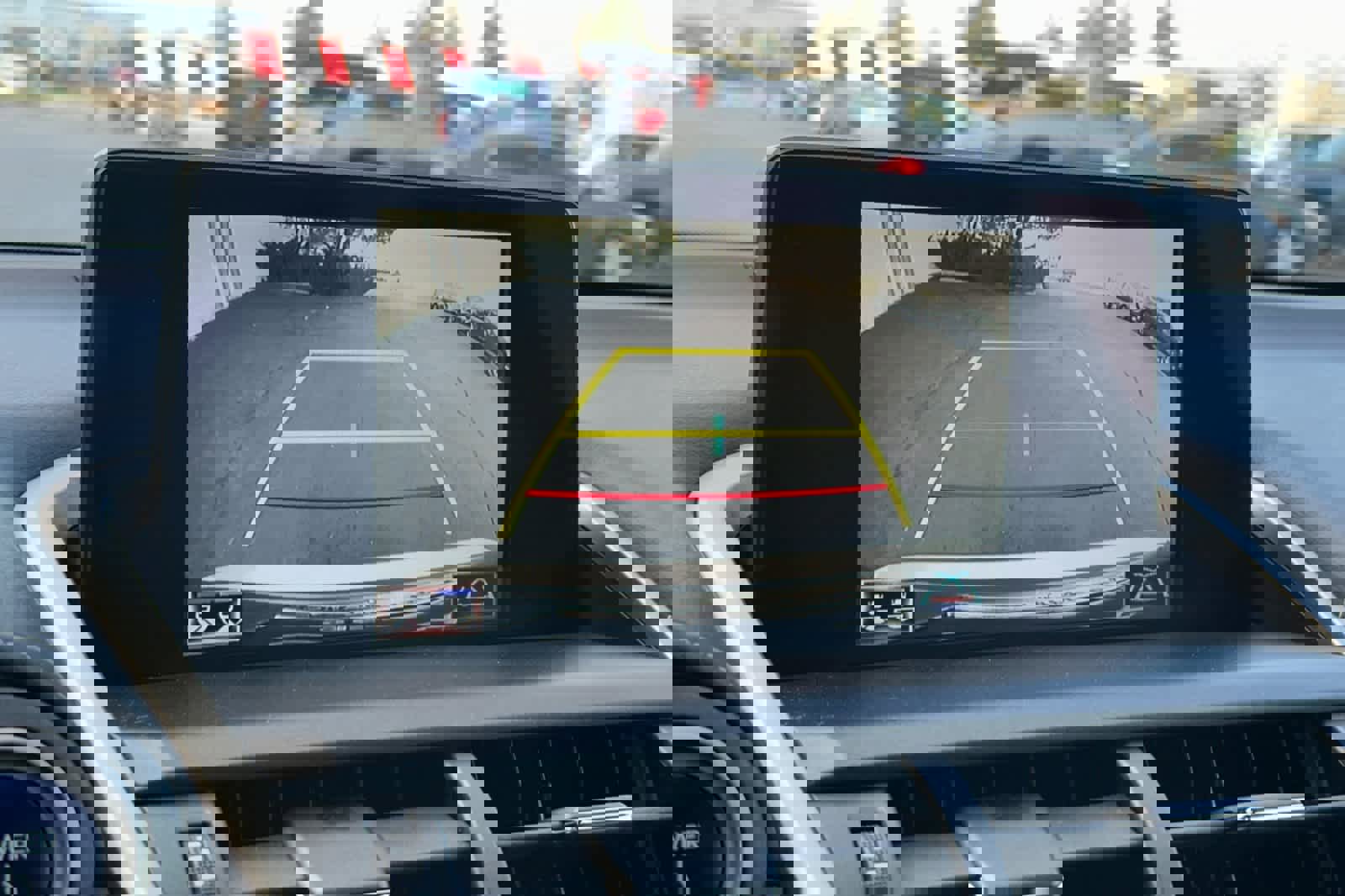 Used 2018 Lexus NX 300h AWD image 21